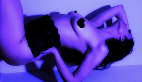 Maddy Wilde modèle de haute qualité photo