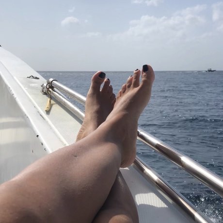 Have you met my feet yet_ actrice xxx archive