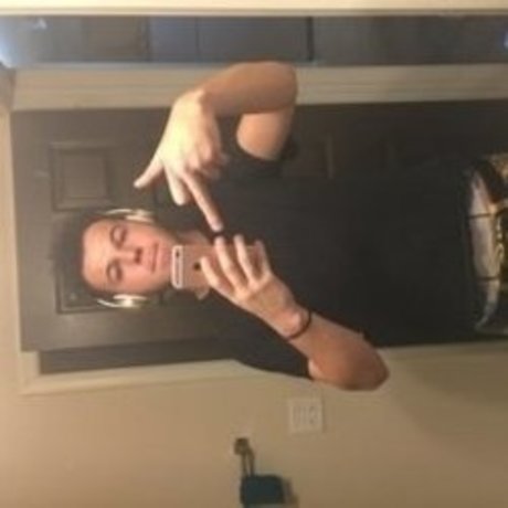 Maxwell brown jolie étoile photos