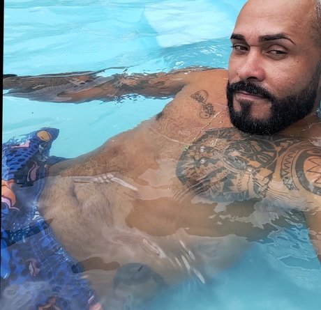 MaxPutoKarioca actrice de grande qualité des photos