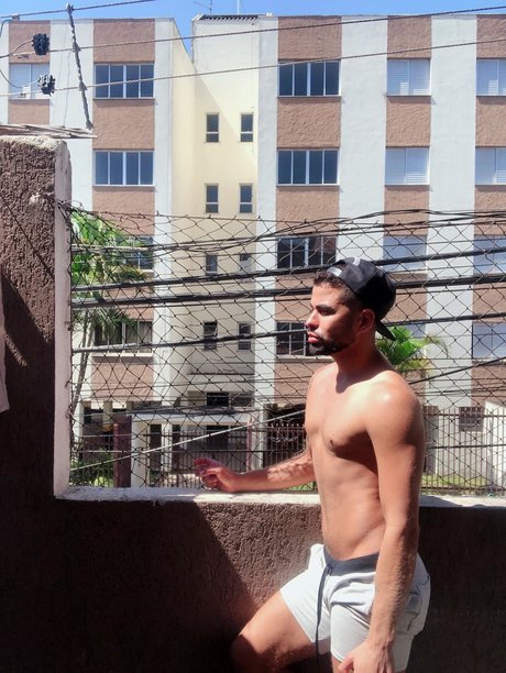 Max BootyXXX étoile chaude img