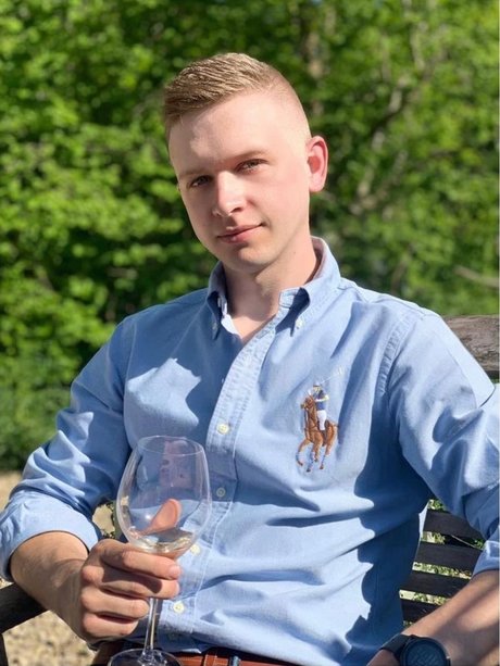 épouse infidèle onlyfans adulte parfait img