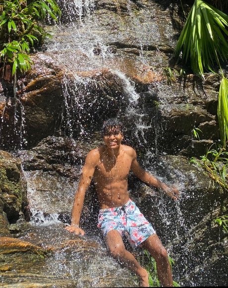 Mateo villar étoile gratuite img