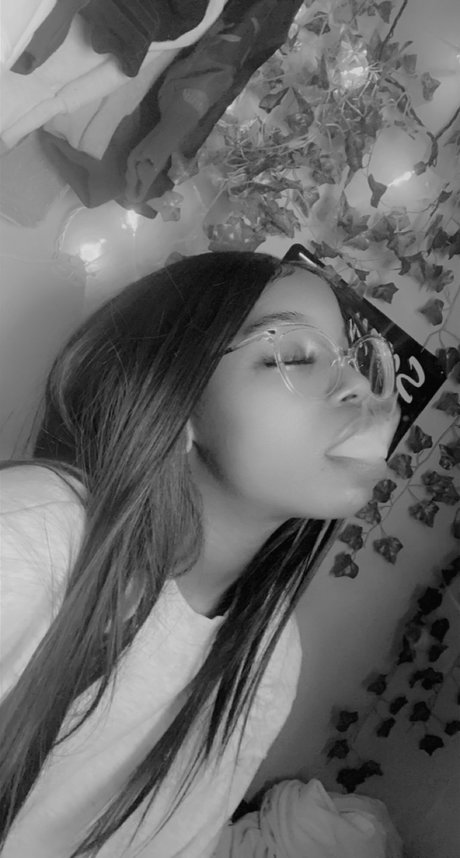 Mary Jane Marley mannequin photos