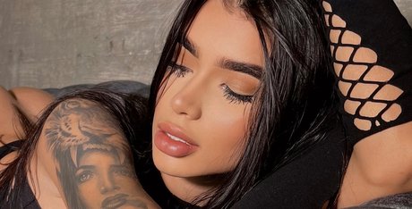 Maryely Guzm n sexe star img