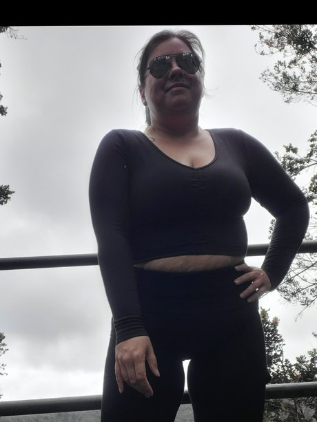 MaryJai modèle chaud img