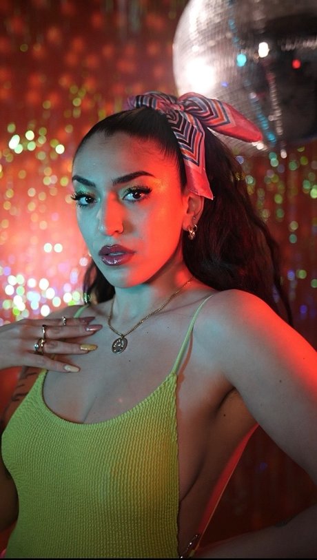 Miriam Ayaba actrice nue img