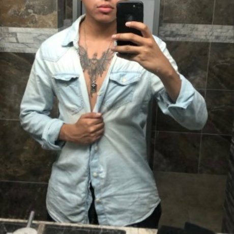 fellation publique onlyfans parfaite haute qualité image