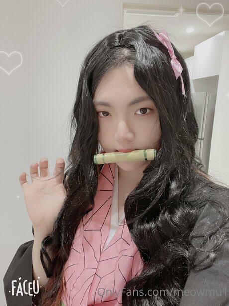 filles potelées onlyfans assez pornographique image