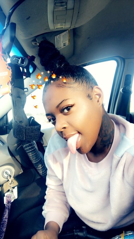 Monicamonro meilleure actrice photo