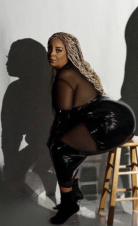 Monaegreene25 star du porno parfaite img