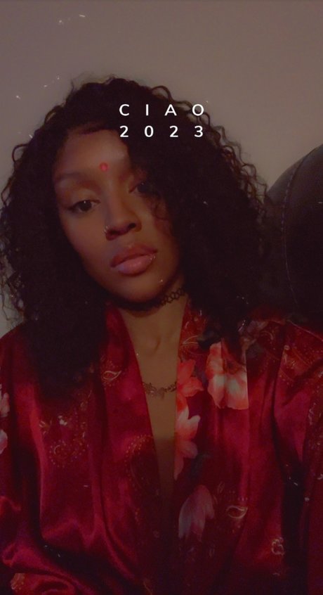 Molly Rain modèle sexy photo