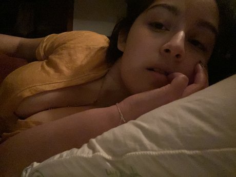 Mochikii actrice adulte photo