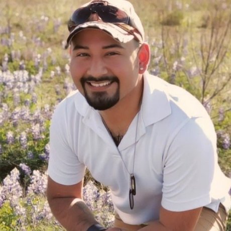 cosplay chatte onlyfans haut nu image