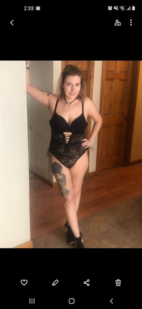 Katerina Noir belle actrice photos