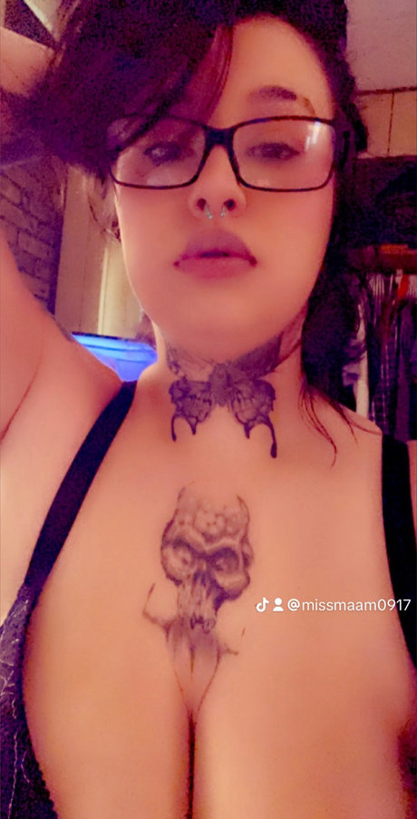 maman fils onlyfans chaud exclusif image