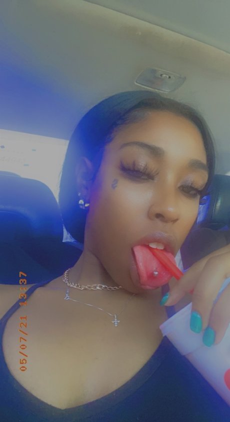 Bitch this Art_ étoile exclusive archive