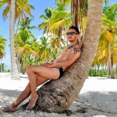 Nachito Garbin modèle gratuit photo