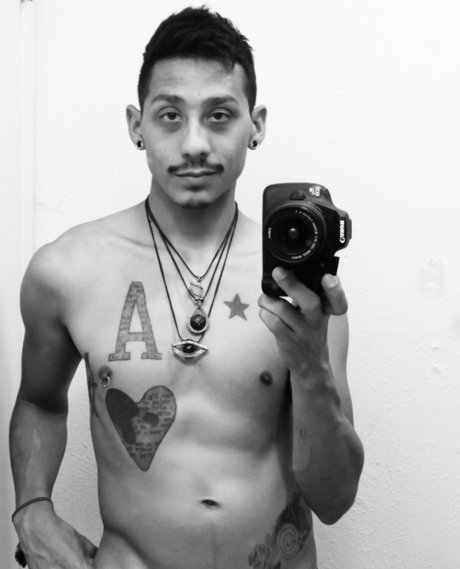 Michael Theace étoile archive