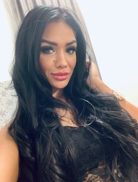 NastiaBlack actrice porno des photos