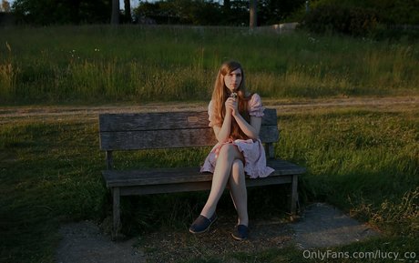 lucy co top star des photos