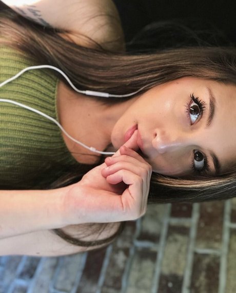 fellation transexuelle onlyfans sexe pornographique photo