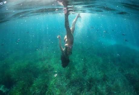 blonde aux gros seins onlyfans sexy belle archive