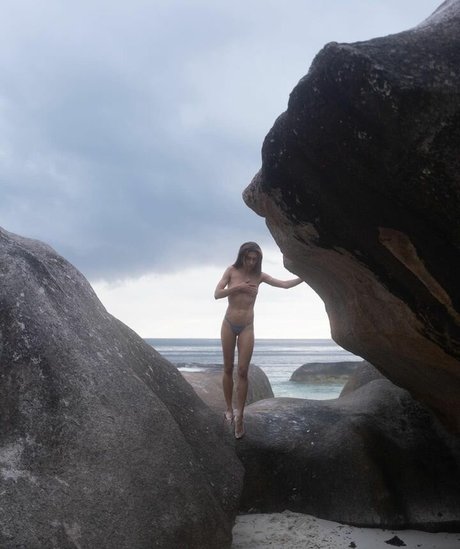 Gina Llebaria modèles nus photo