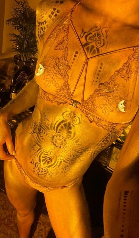 Gina Llebaria modèle xxx collection