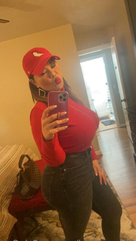 bustycougar star du porno gratuit archive