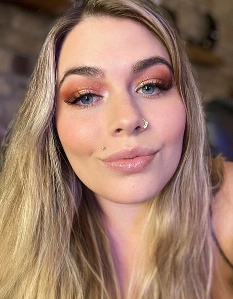 stepsiblings modèles nus photos