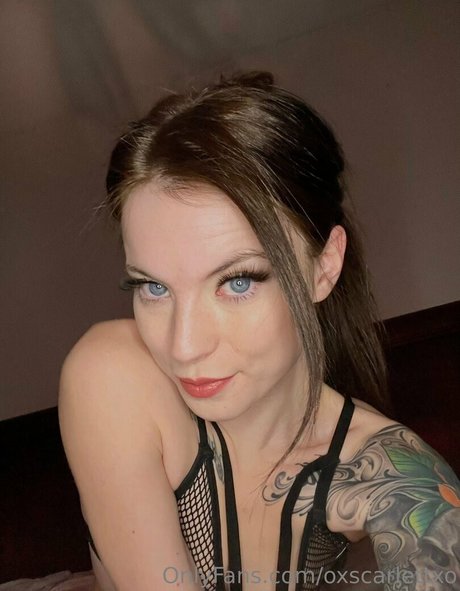 scarlettbabyxxxo actrice exclusive des photos