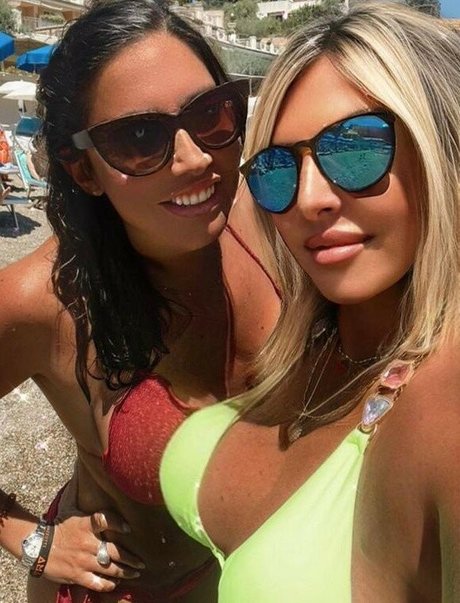 Flaviana Basta modèle artistique des photos