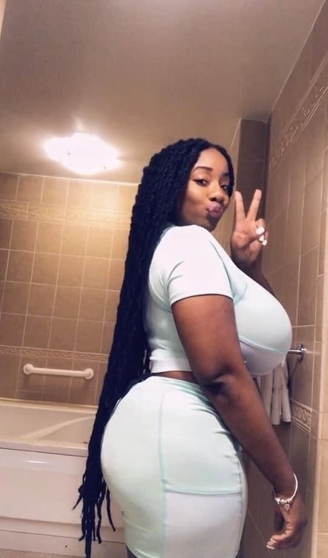 18 fans gratuits uniquement très chaud des photos