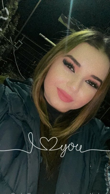 alessadivine meilleure star du porno photo