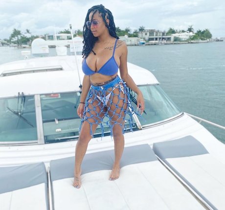 Katarra Mcduffie star du porno gratuit photos