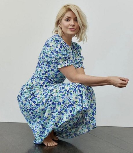 Holly Willoughby star du porno xxx images