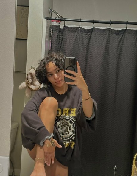 baecia2 0 actrice sexy galerie