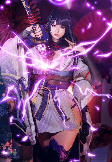 Soraqq actrice de nus images