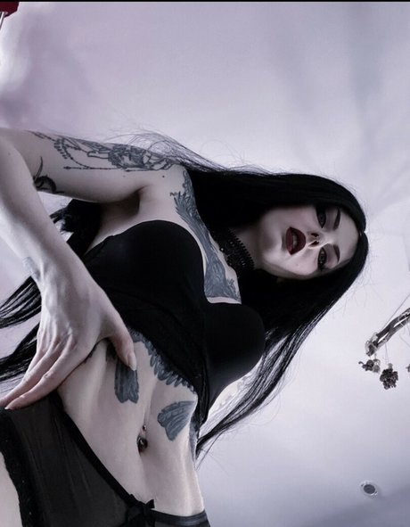 branler uniquementfans hd jolie image