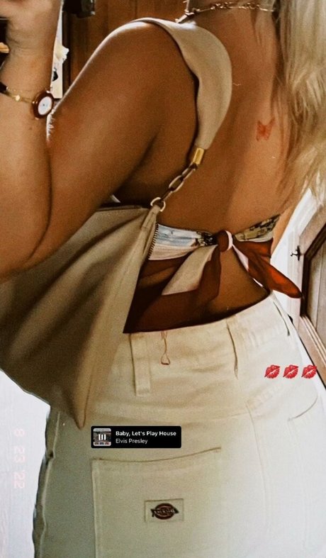 Amelia Eve Gibson actrice xxx galerie