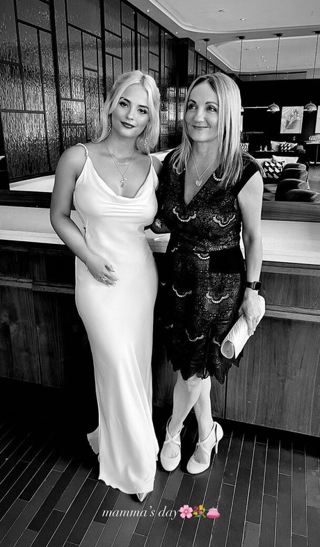 Amelia Eve Gibson haut étoile image