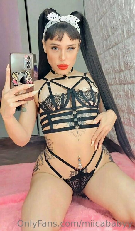 miicababyy actrice galeries