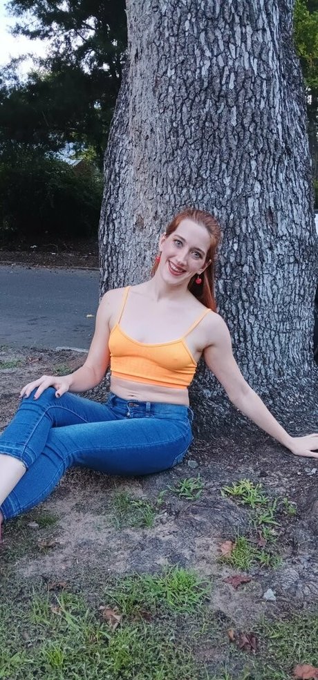 fille courbée dà côté onlyfans xxx chaud archive