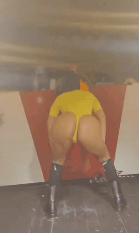 Taina Costa top star photo