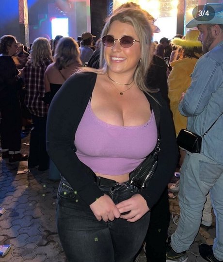 plage seins nus onlyfans nus érotiques galerie