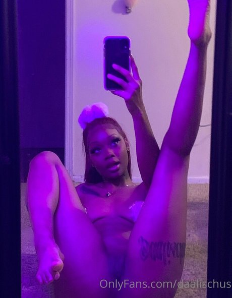 daalischusrose modèle gratuit des photos