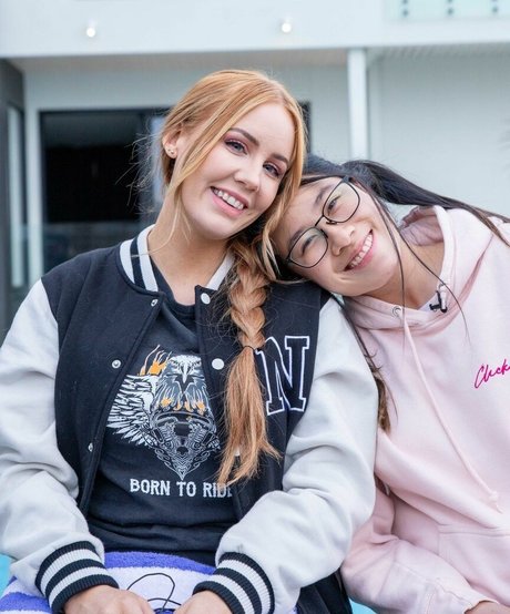 Nalopia actrice hd des photos