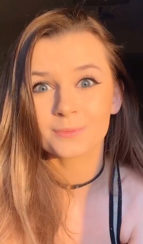 izassassin star pornographique galeries