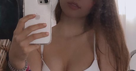 Emily Asmr star érotique collection